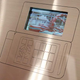 Illustration for article titled KDDI Delivers "World's First 3D Mobile Phone Screen"